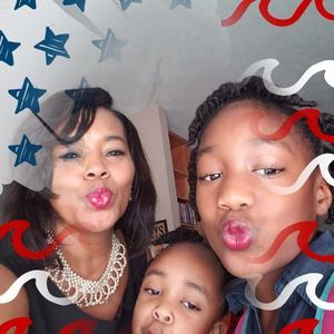 Meet your Posher, Yolanda